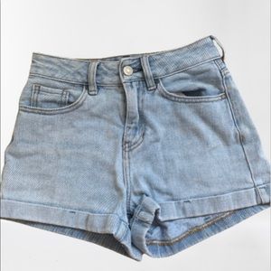 Pacsun Mom shorts size 22